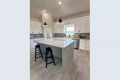 501 Alondrita Street, Celeste, TX 75423 - Photo 4