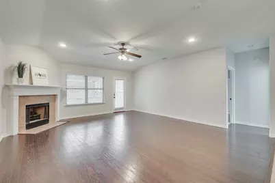 15036 Seventeen Lakes Boulevard, Fort Worth, TX 76262 - Photo 14