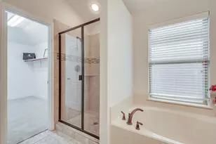 15036 Seventeen Lakes Blvd, Fort Worth, TX 76262 - Photo 20
