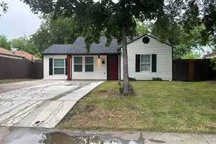 722 SE 11th St, Grand Prairie, TX 75051 - Photo 2