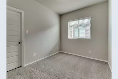 920 Ravenwood Lane, Van Alstyne, TX 75495 - Photo 6