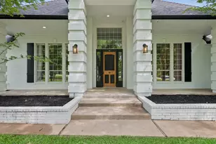 5501 Equestrian Dr, Granbury, TX 76049 - Photo 2