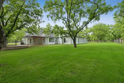 5501 Equestrian Drive, Granbury, TX 76049 - Photo 26