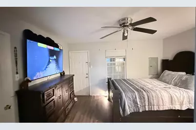 1419 E Robert Street #1417, Fort Worth, TX 76104 - Photo 6