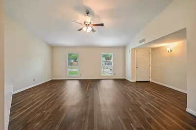 7318 Emory Oak Lane, Dallas, TX 75249 - Photo 20