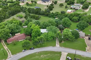 4270 Sir Lancelot Cir, Midlothian, TX 76065 - Photo 4