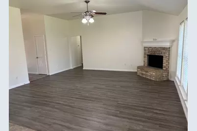 557 Marybeth Drive, Burleson, TX 76028 - Photo 6