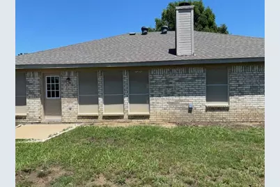 557 Marybeth Drive, Burleson, TX 76028 - Photo 2