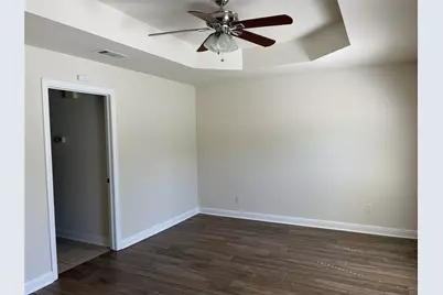 1001 Meadow Creek Drive, Allen, TX 75002 - Photo 10