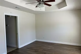 1001 Meadow Creek Dr, Allen, TX 75002 - Photo 10