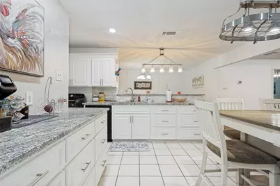 326 Independence Drive, Garland, TX 75043 - Photo 10