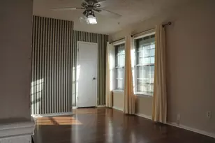 304 Bennett Cir, DeSoto, TX 75115 - Photo 6