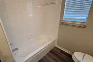 8212 Willis Ln, Watauga, TX 76148 - Photo 18