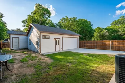 3015 Elinor Street, Fort Worth, TX 76111 - Photo 24