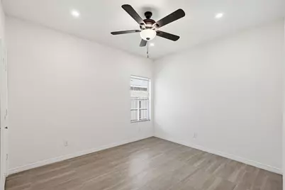 3015 Elinor Street, Fort Worth, TX 76111 - Photo 14