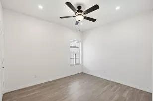 3015 Elinor St, Fort Worth, TX 76111 - Photo 14