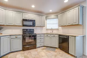 1017 Austin Ct, Weatherford, TX 76086 - Photo 16
