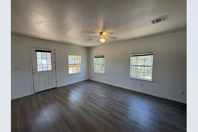 232 E Quanah Road, Mabank, TX 75156 - Photo 6