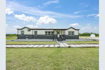 466 Belcher Road, Bowie, TX 76230 - Photo 2