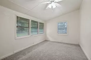 1106 Jackson St, Carrollton, TX 75006 - Photo 8