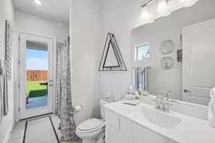 569 Pebble Dr, Waxahachie, TX 75167 - Photo 22