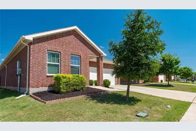 756 Wellington Drive, Lavon, TX 75166 - Photo 2