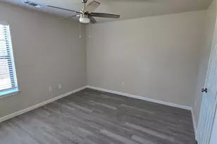 105 Garfield St, Garland, TX 75042 - Photo 12