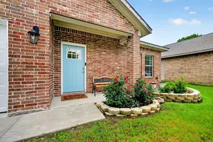 4495 Cordell St, Greenville, TX 75401 - Photo 2