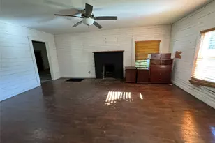 2107 S Fannin Ave, Denison, TX 75020 - Photo 2