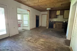 2107 S Fannin Ave, Denison, TX 75020 - Photo 6