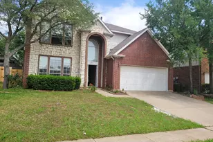 2104 Royal Oak Dr, Bedford, TX 76021 - Photo 1