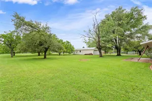 2416 Gary Ln, Waco, TX 76708 - Photo 8