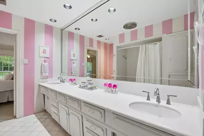 6828 Meadowcreek Drive, Dallas, TX 75254 - Photo 30