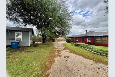 1321 Meadow Street, DeSoto, TX 75115 - Photo 10