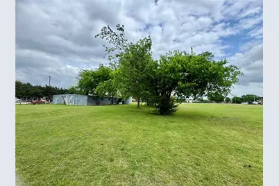 1321 Meadow Street, DeSoto, TX 75115 - Photo 12