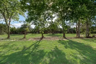 1321 Meadow St, DeSoto, TX 75115 - Photo 32