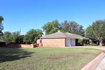 211 Spill Street, Winters, TX 79567 - Photo 38