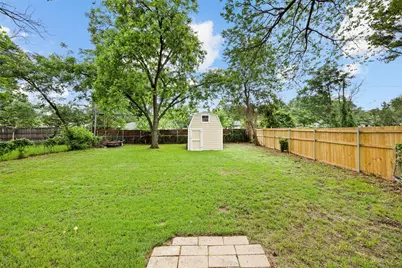 1804 Stewart Drive, Arlington, TX 76013 - Photo 16