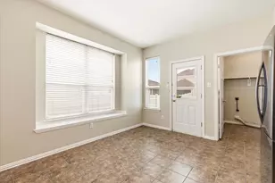 10223 Waterbury Dr, Providence Village, TX 76227 - Photo 14