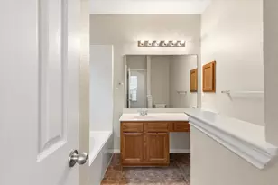10223 Waterbury Dr, Providence Village, TX 76227 - Photo 18