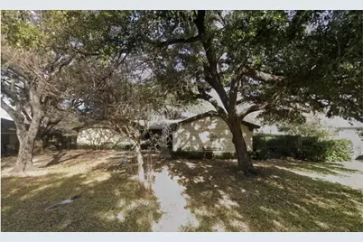 4905 Rock River Drive, Fort Worth, TX 76103 - Photo 1