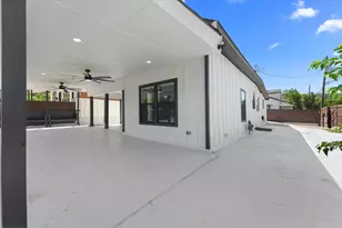 300 Steinman Ave, Dallas, TX 75203 - Photo 6