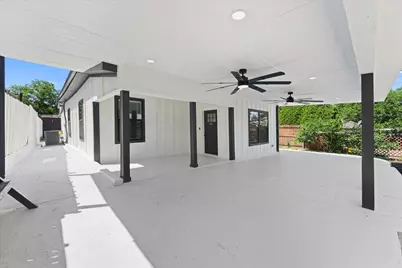300 Steinman Avenue, Dallas, TX 75203 - Photo 4
