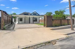 300 Steinman Ave, Dallas, TX 75203 - Photo 32