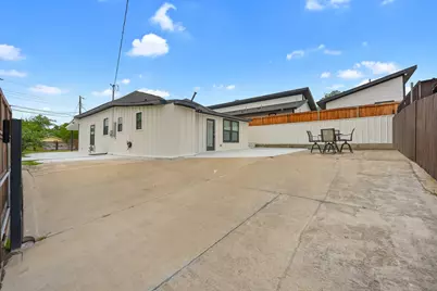 300 Steinman Avenue, Dallas, TX 75203 - Photo 30