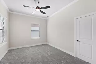 300 Steinman Ave, Dallas, TX 75203 - Photo 16