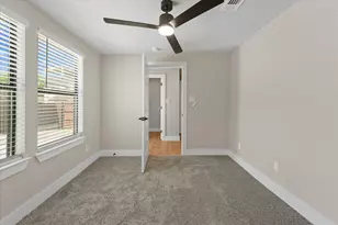 300 Steinman Ave, Dallas, TX 75203 - Photo 22