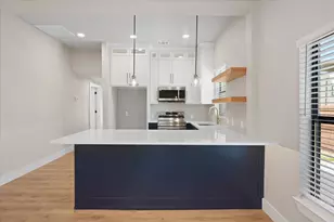 300 Steinman Ave, Dallas, TX 75203 - Photo 10