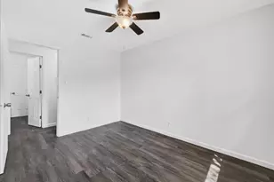 2521 Putnam St, Fort Worth, TX 76112 - Photo 14