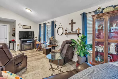 2318 Neches Street, Granbury, TX 76048 - Photo 20